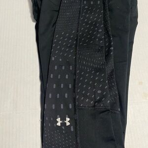 Under Armour Black and Gray Textured Leggings